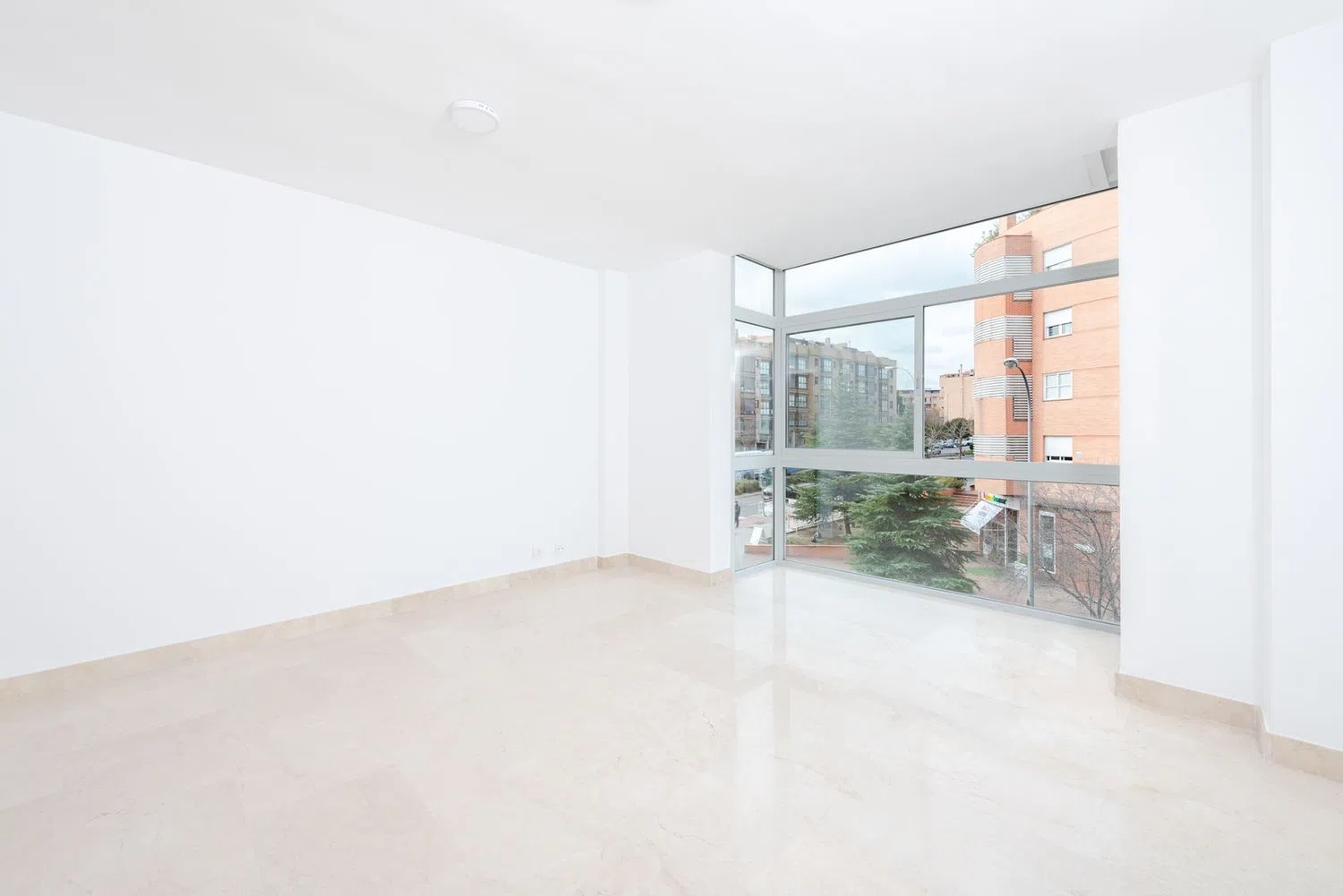 Estudio en avenida del Papa Negro - Foto 3