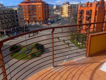 Piso en  Avinguda de Salvador Dalí i Domènech 13 - Foto 8