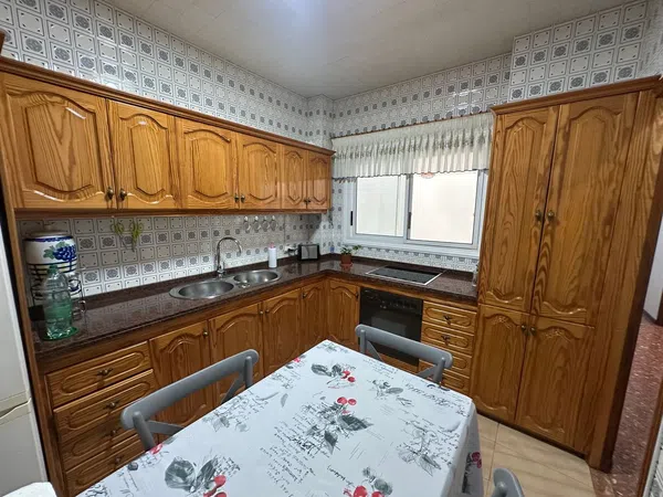 Casa independiente en Barrio Schamann - Rehoyas - Foto 15