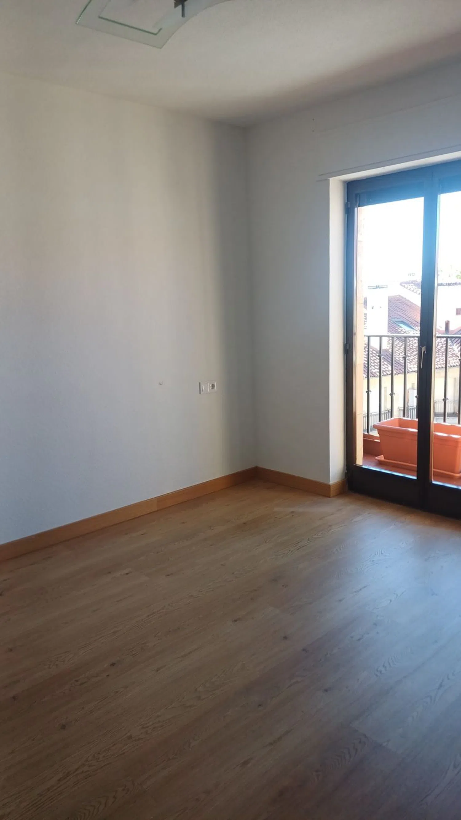 Piso en avenida de los Reyes de España, 26 - Foto 6