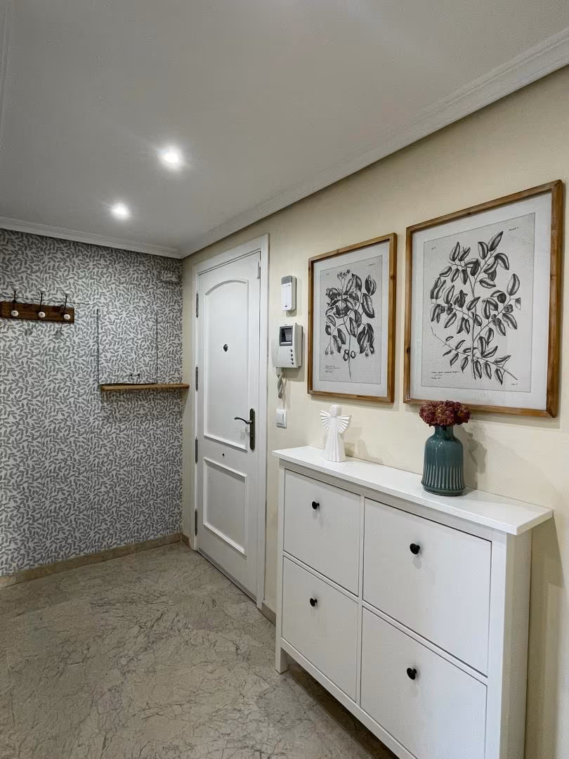 Piso en  Avenida Cañito Bazán Local