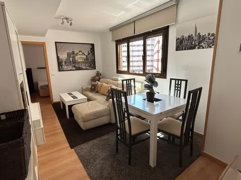 Piso en calle de Puentedey, 5