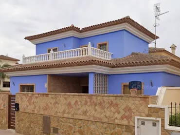 Chalet en  Calle Valle de Escombreras 35 - Foto 1