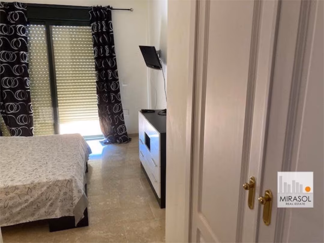 Piso en Urbanización Loma Real - Foto 9