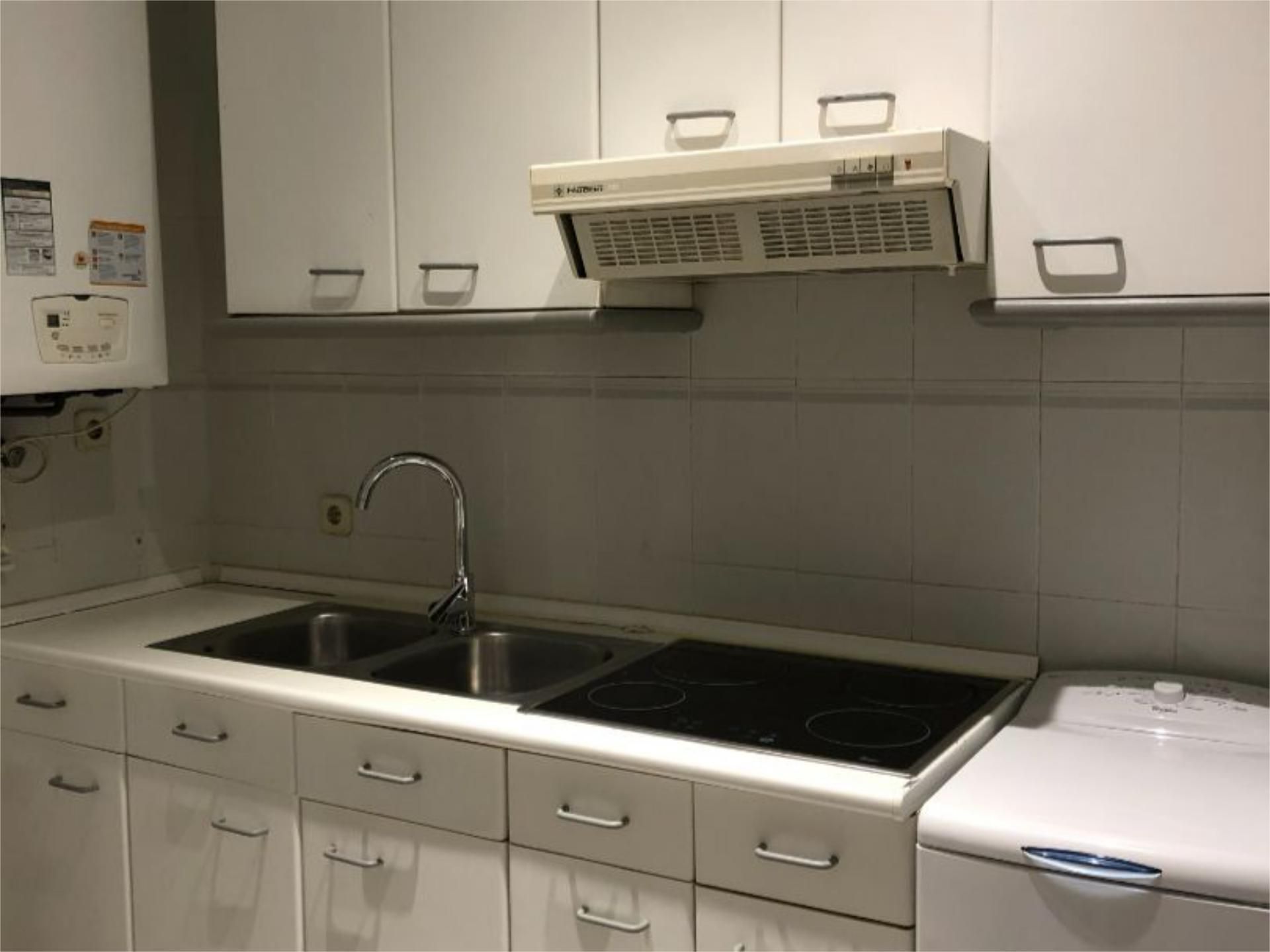 Piso en  Calle de Viriato 23 - Foto 9