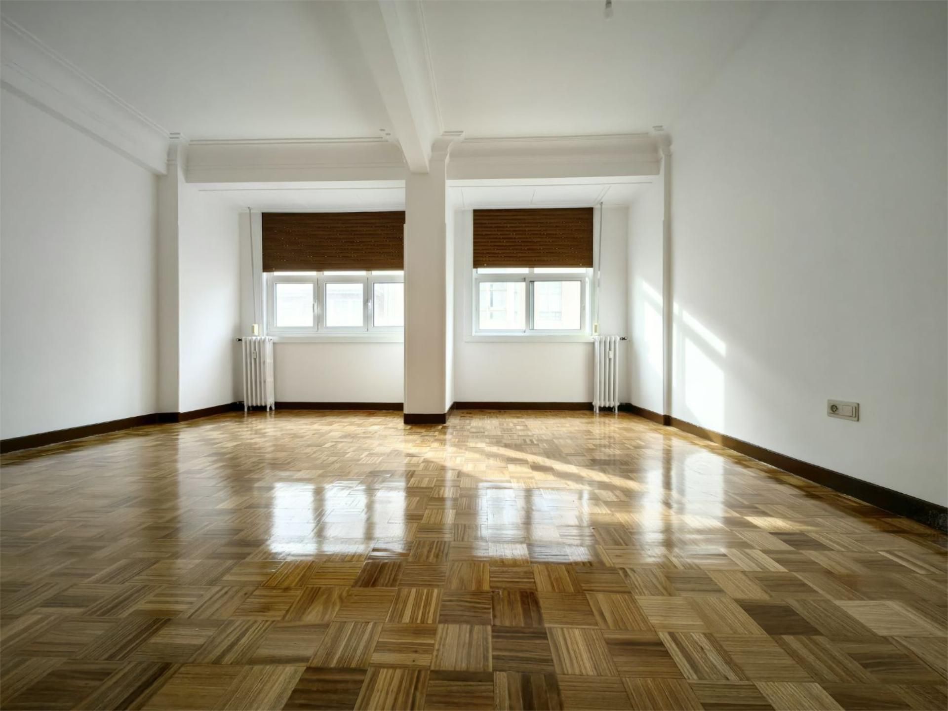 Piso en  Rúa Marcial del Adalid 8 - Foto 2