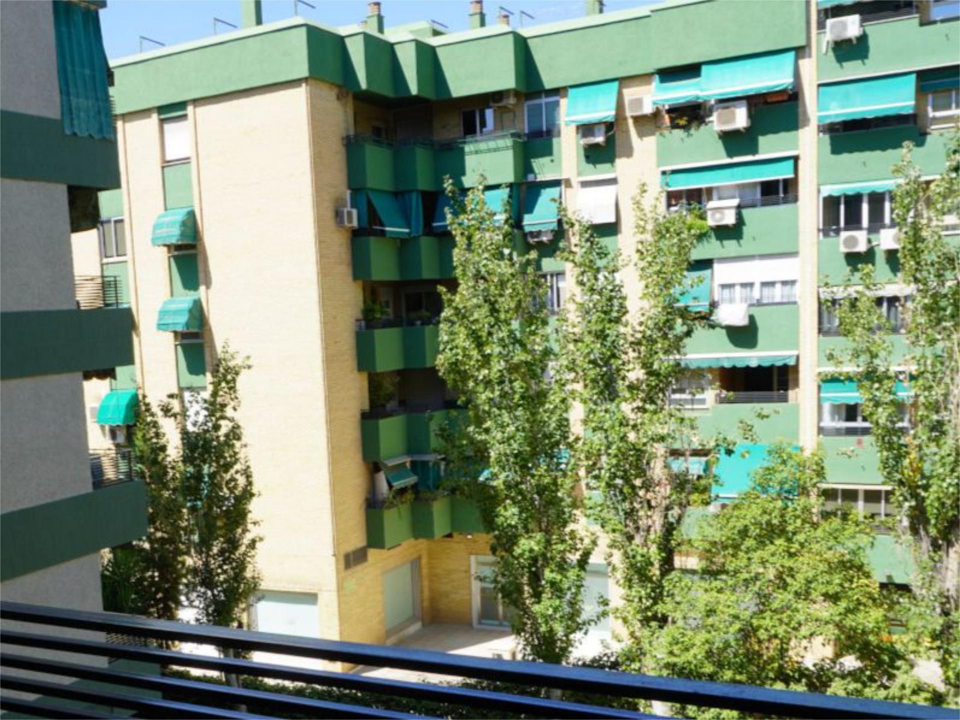 Piso en  Calle Nuestra Señora de la Salud 3