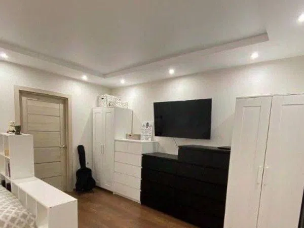 Piso en calle de Fobos, 2