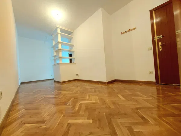 Piso en calle San Pedro 20., 28014