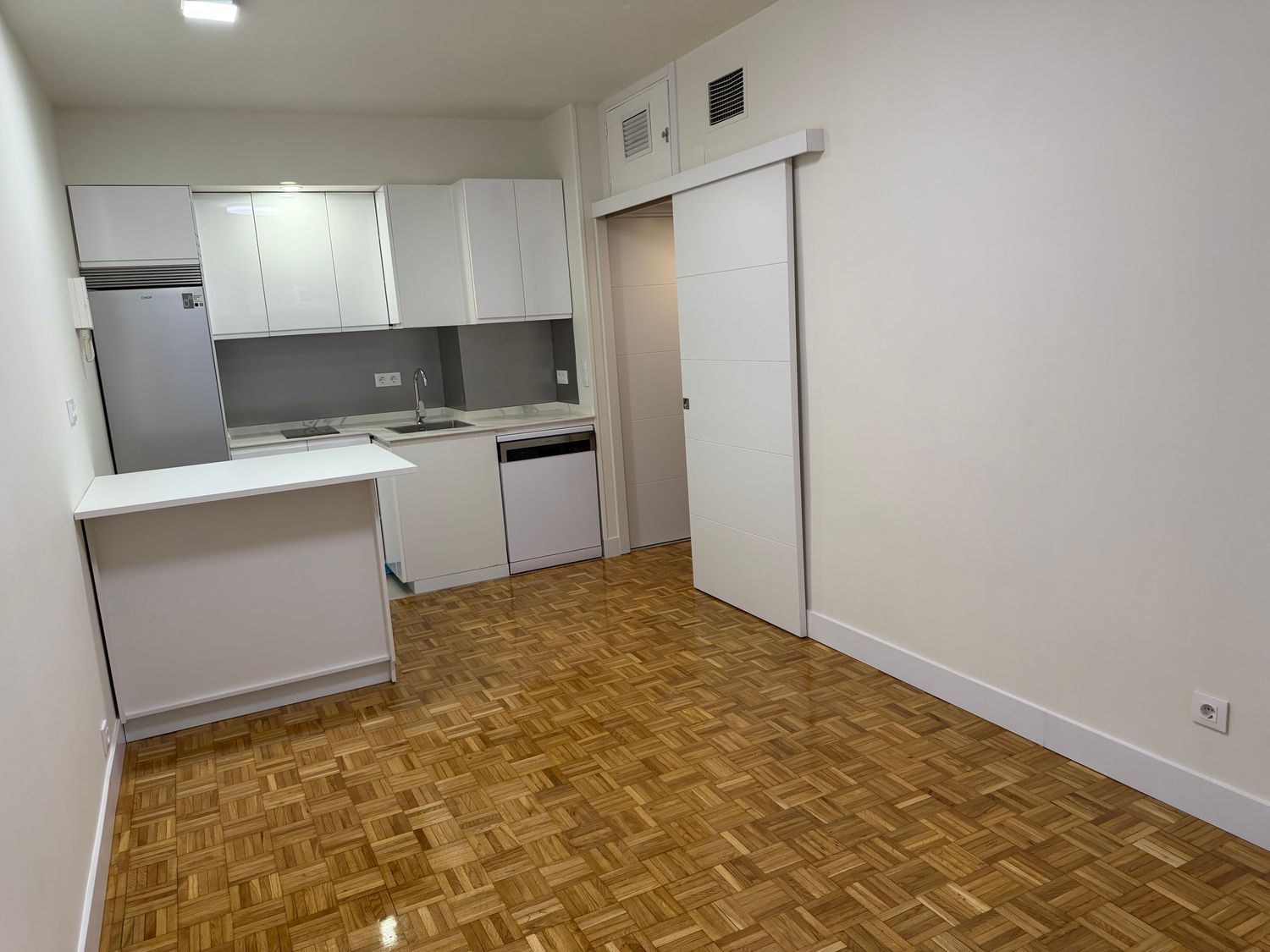 Piso en calle de Clara del Rey, 12 - Foto 9