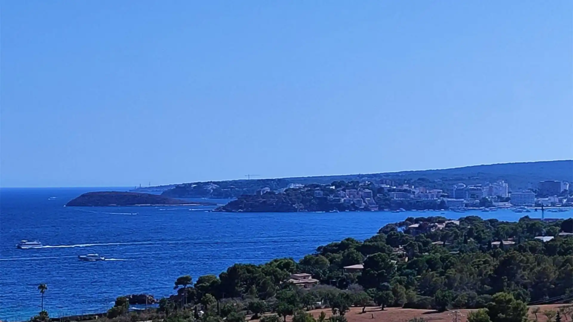 Chalet en  Avinguda Tomàs Blanes Tolosa 10 - Foto 1