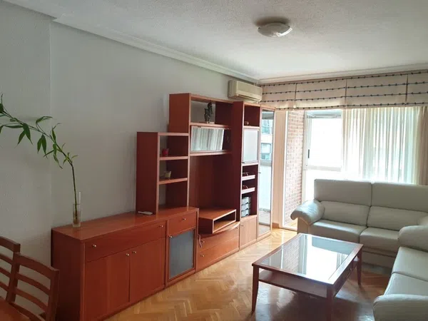 Piso en avenida del Planetario, 36