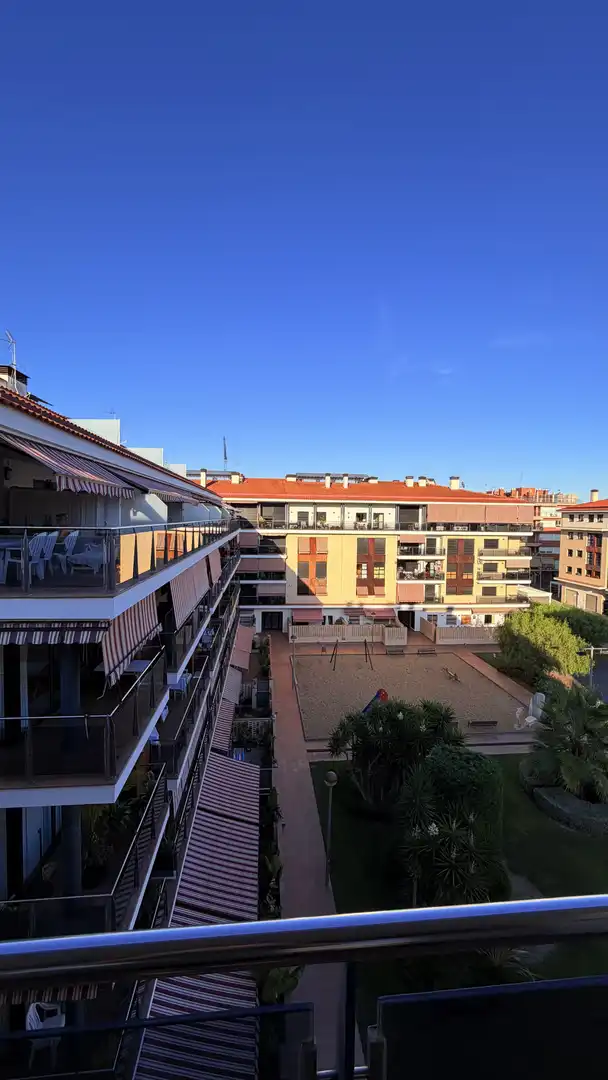 Piso en  Passeig Marítim 18 - Foto 2