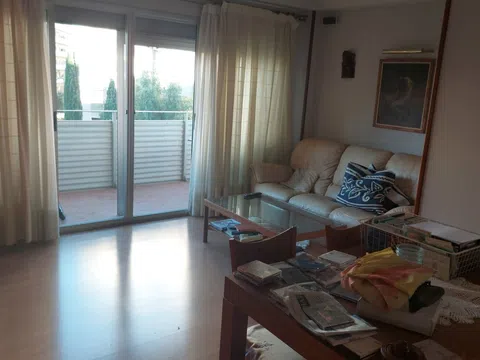 Piso en paseo de la Peira, 22