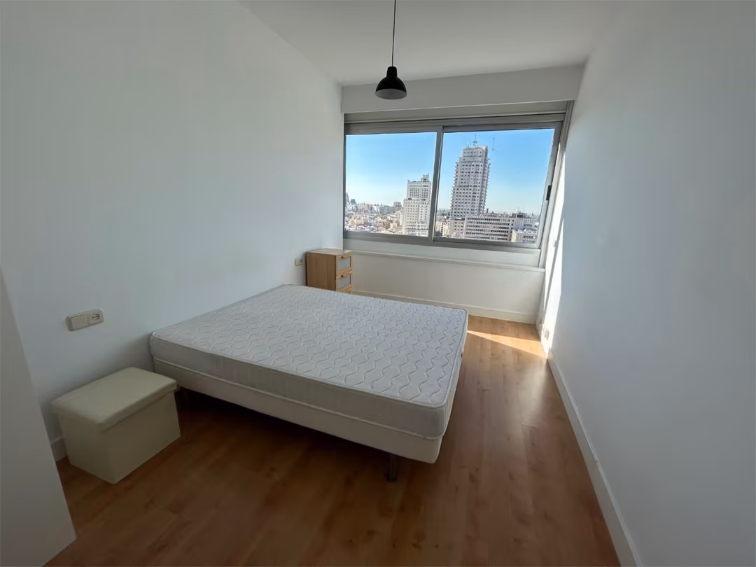 Apartamento en  Calle de la Princesa 27 - Foto 4