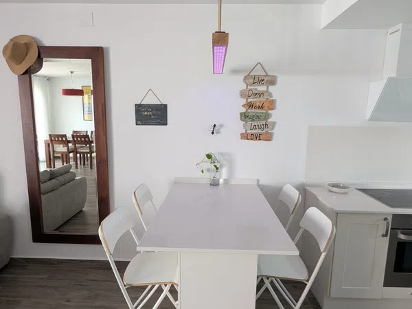 Chalet adosado en Calle Miguel Hernández, 13 - Foto 2