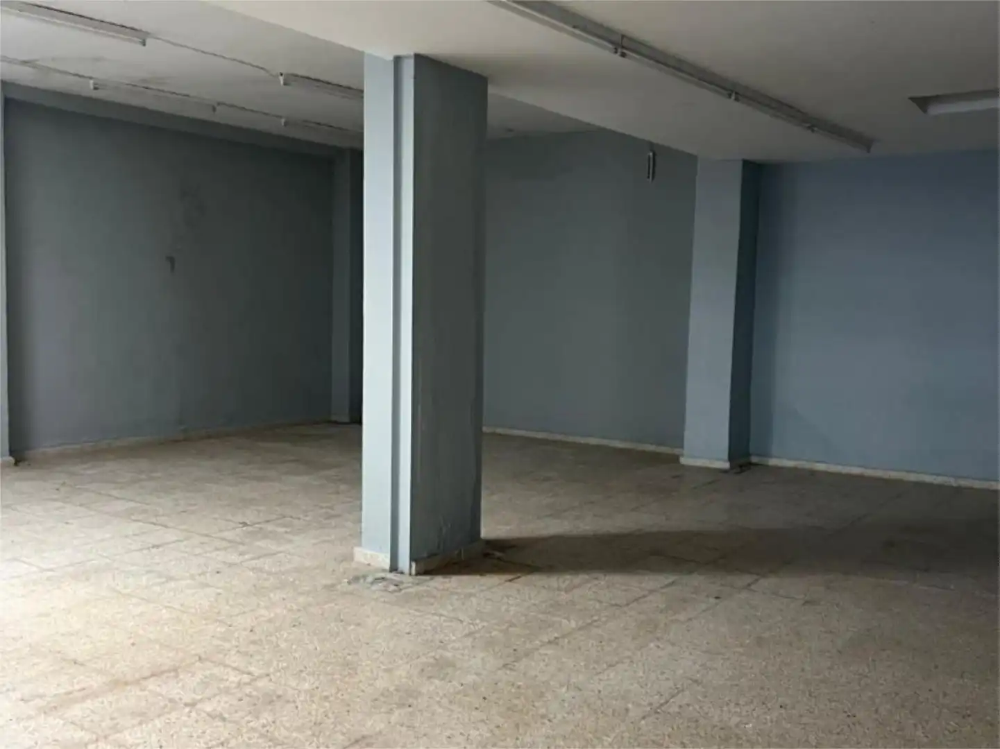 Local comercial en  Avenida de Hytasa 37 - Foto 4