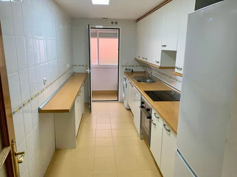 Piso en calle de Isabel Colbrand, 16 - Foto 2