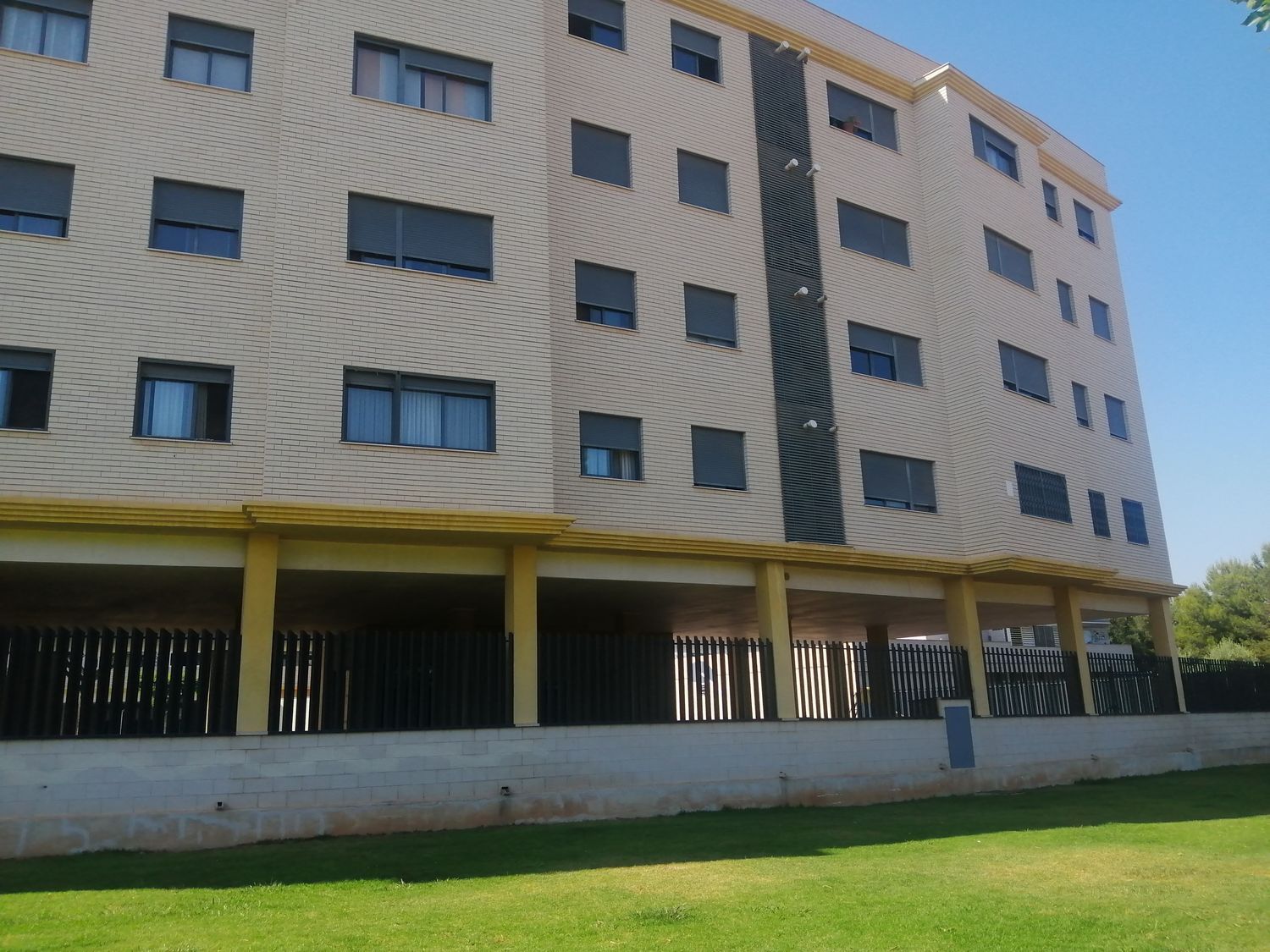 Piso en Calle Joaquín García Girona, 49, Zona Estación-Universidad - Foto 2