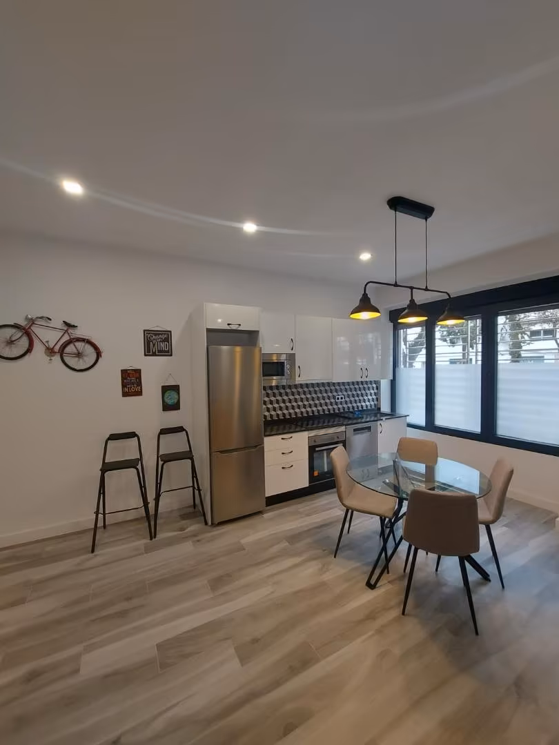 Piso en  Calle Frigiliana 8