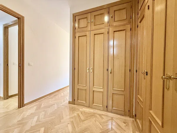 Piso en Calle del Marqués de la Valdavia - Foto 21