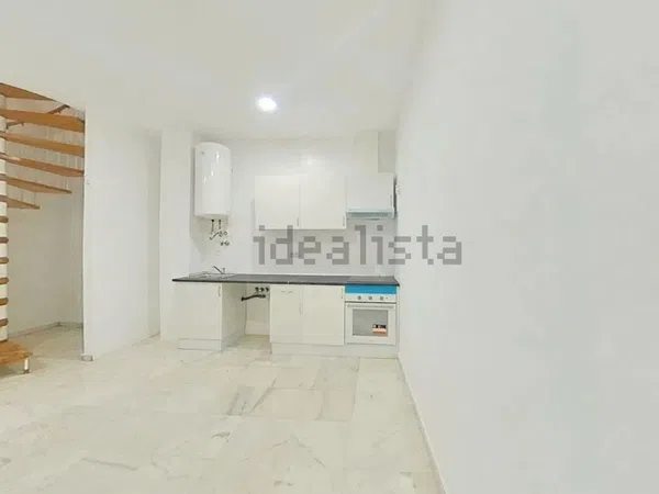 Dúplex en calle Caballerizas, 12