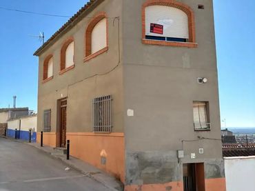 Casa adosada en  Calle Alonso Quijano 23 - Foto 2