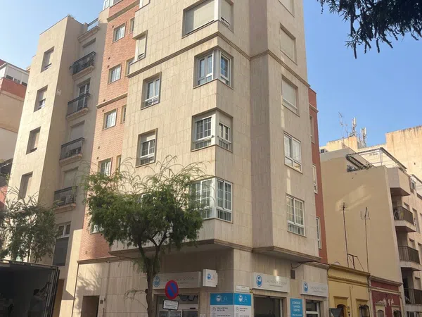 Piso en Calle Poeta Paco Aquino, 16, Altamira - Oliveros - Barrio Alto, Altamira - Oliveros - Barrio Alto - Foto 1