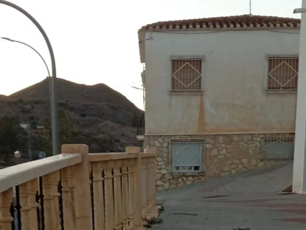 Casa o chalet independiente en Calle de la carretera, 3 - Foto 2
