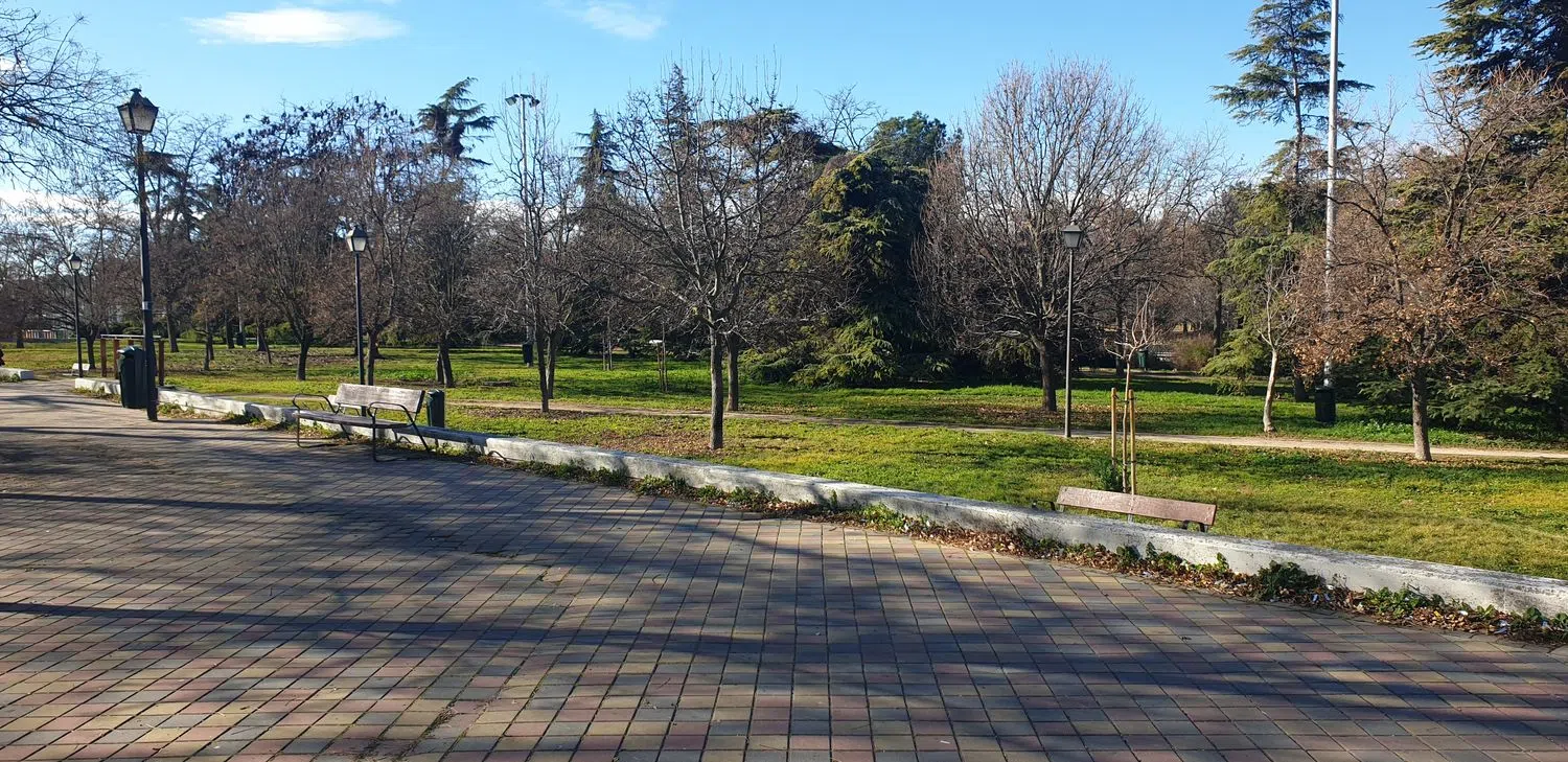 Piso en Barrio Zofío - Foto 26