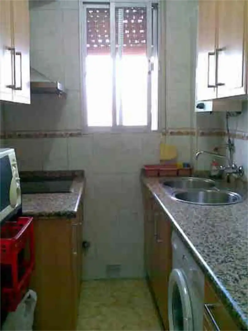 Piso en Ciudad Jardín - Foto 2