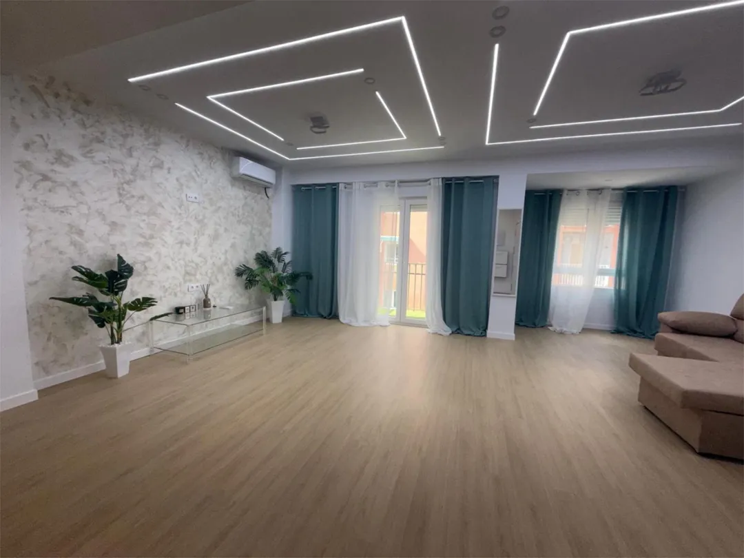 Piso en  Carrer Antonio Pascual Quiles 79 - Foto 2