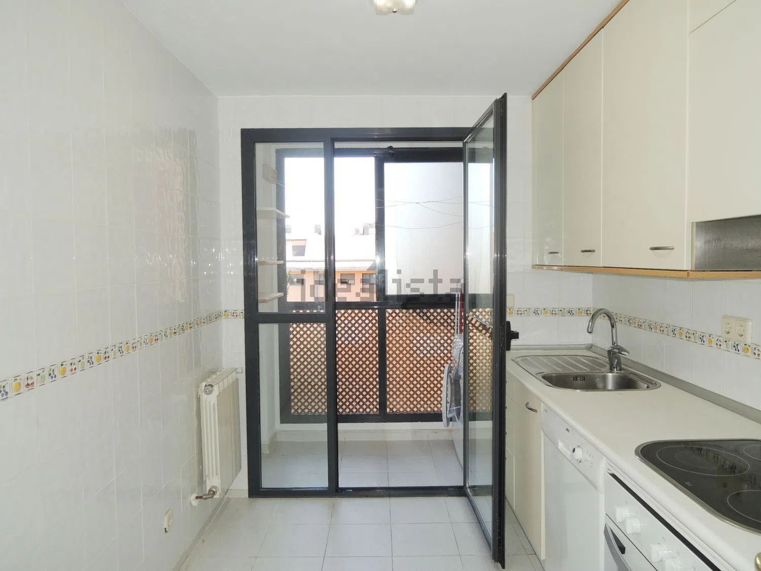 Piso en calle Bahía de Almería, 21 - Foto 9