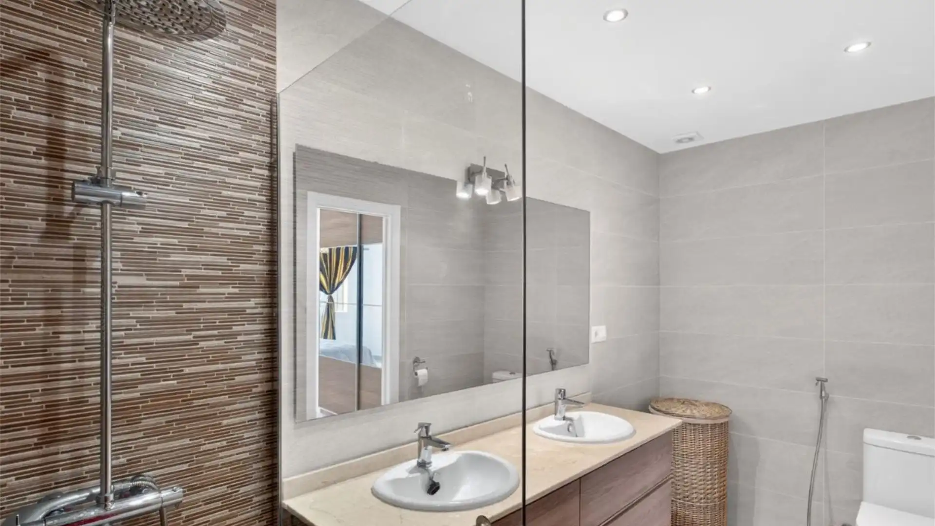 Casa adosada en  Calle Almería 64 - Foto 14