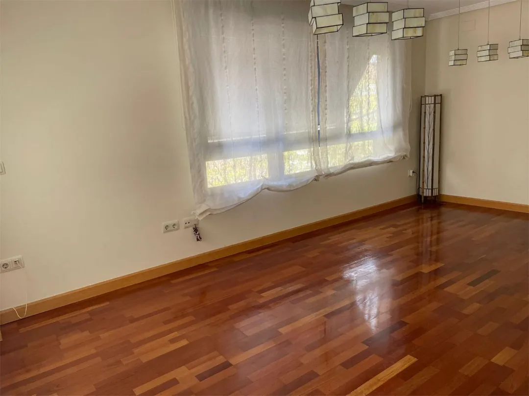 Piso en  Calle Acera Fuente de la Salud 4 - Foto 5