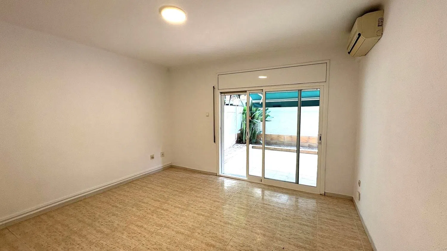 Piso en calle Sant Josep de Calassanç, 15 - Foto 4