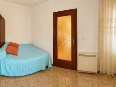 Chalet en Barrio pequeño - Foto 5