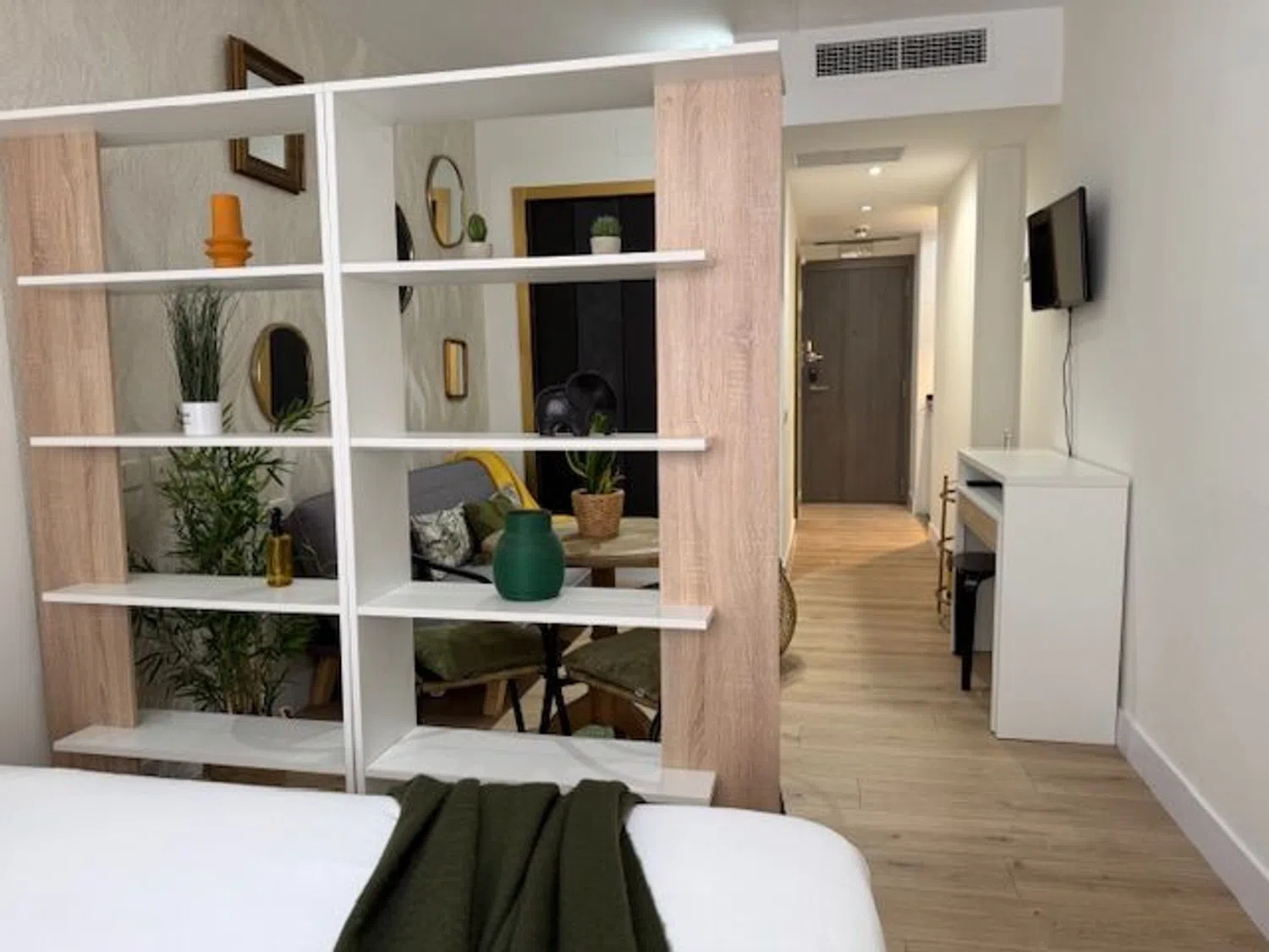 Estudio en calle de Villanueva, 2 - Foto 4