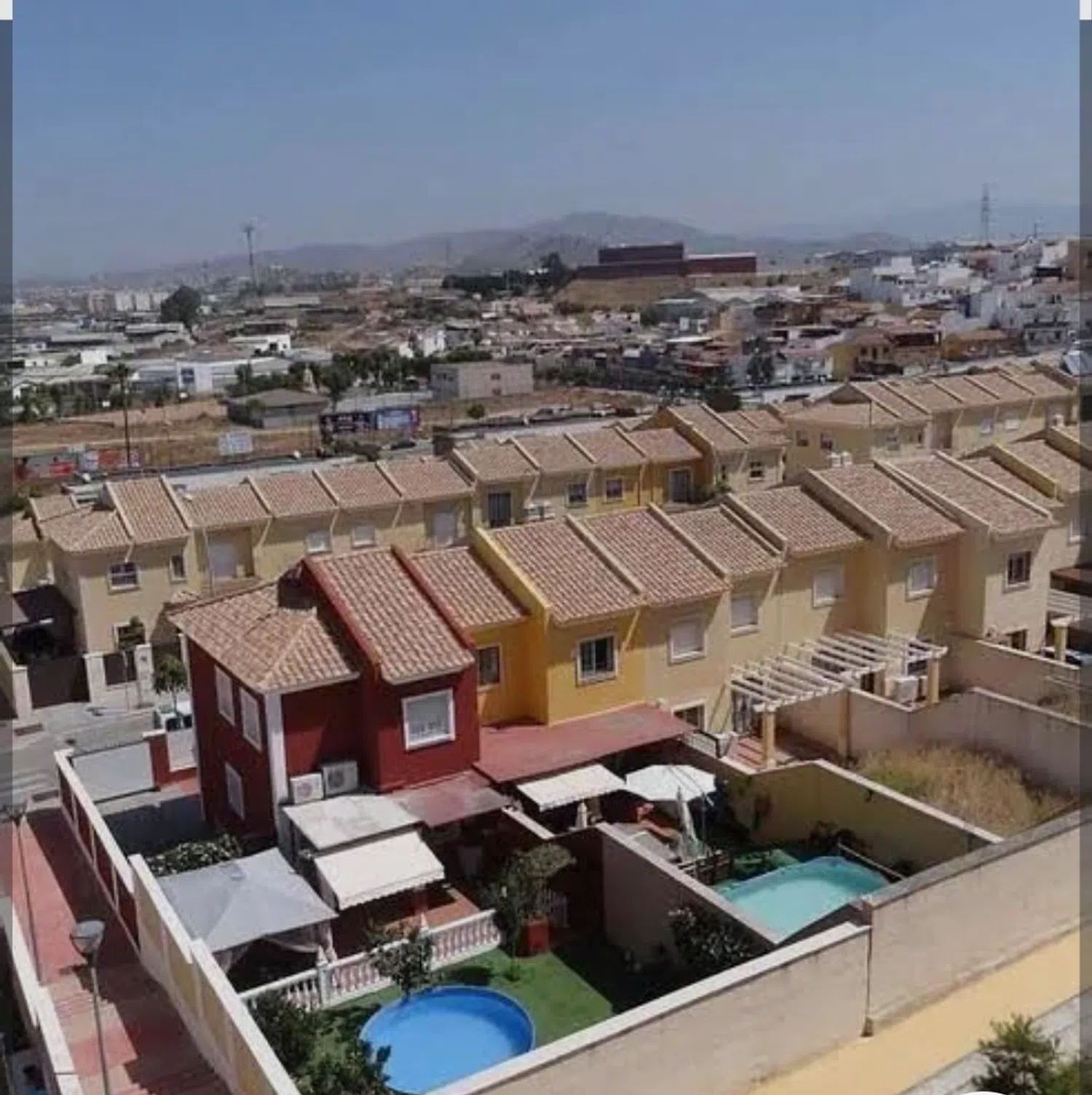Chalet adosado en calle Bélgica, 46 - Foto 4