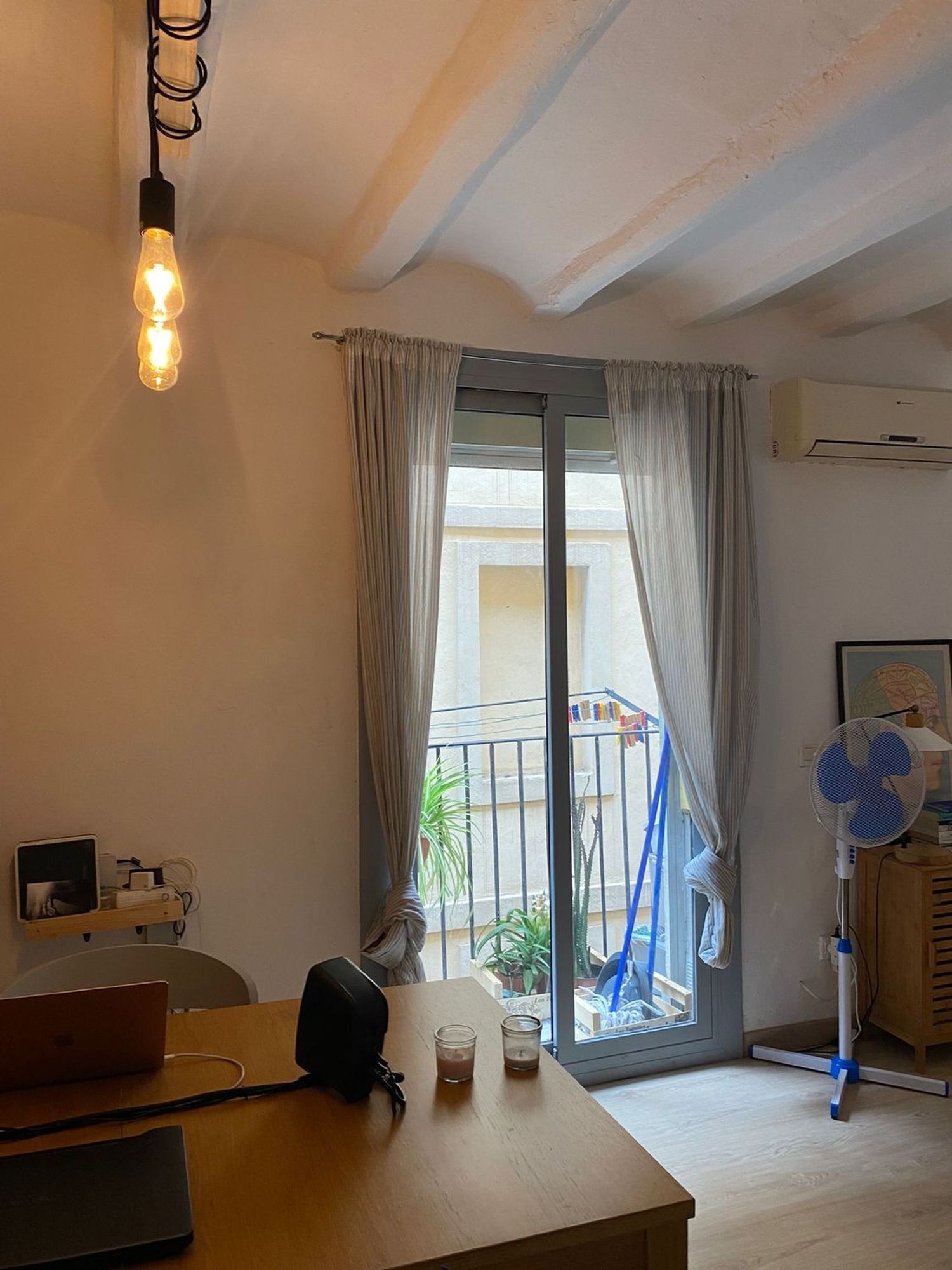 Piso en Calle de la Reina Amàlia, 22, El Raval - Foto 4