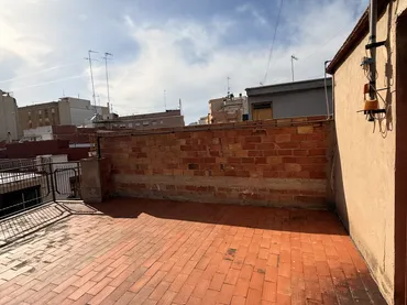 Casa adosada en  Carrer de la Germana Felisa 12 - Foto 8
