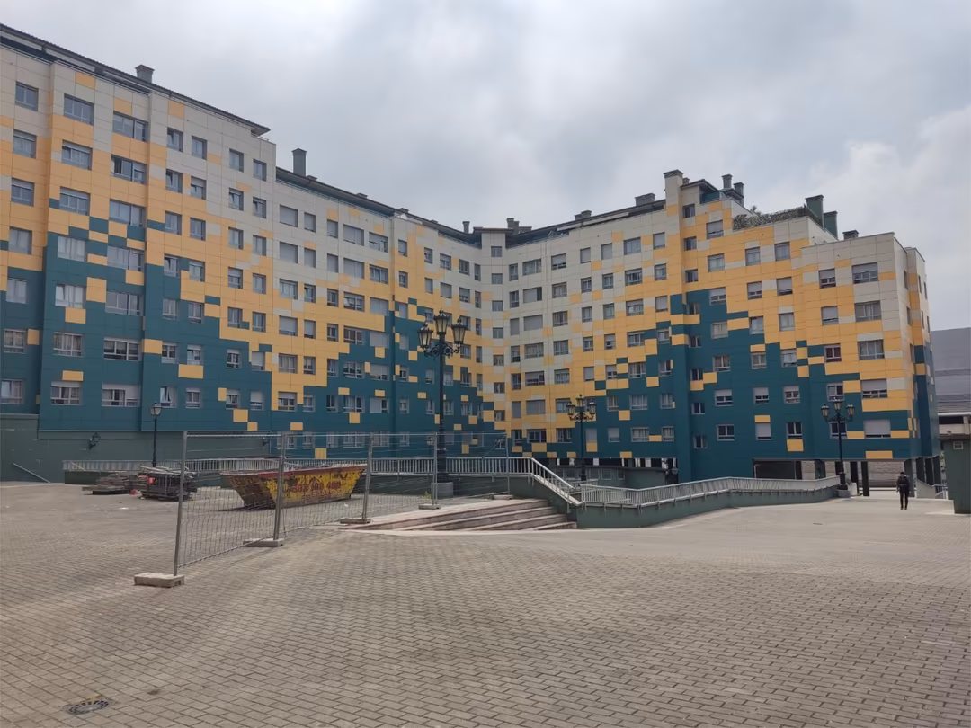 Piso en  Avenida de Atenas 3