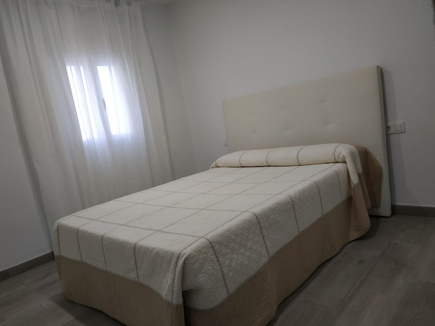 Chalet pareado en Calle Feliciana Enríquez, 23, Bellavista - Foto 9