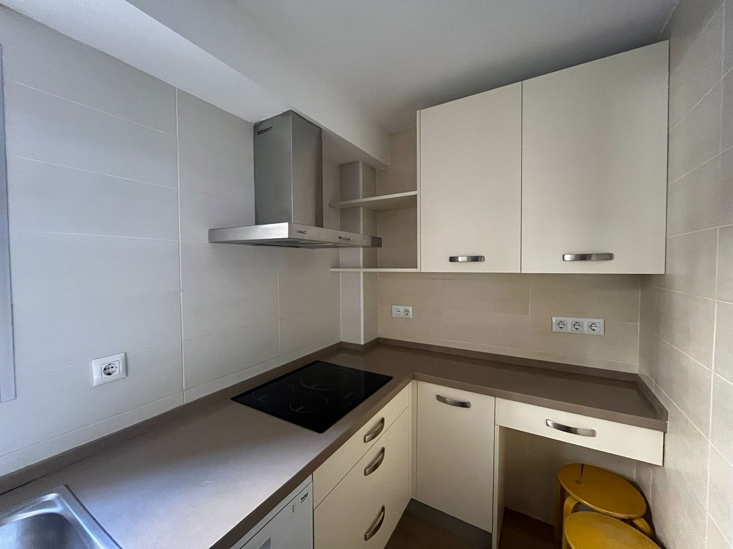 Piso en calle Luis de Morales, 26 - Foto 1