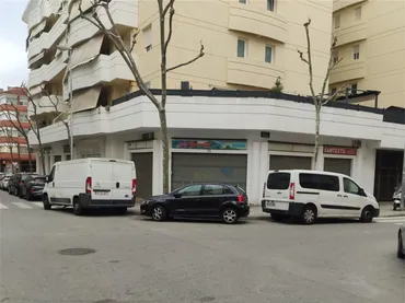 Local comercial en  Carrer de l'Alcalde Martínez Écija 33 - Foto 2