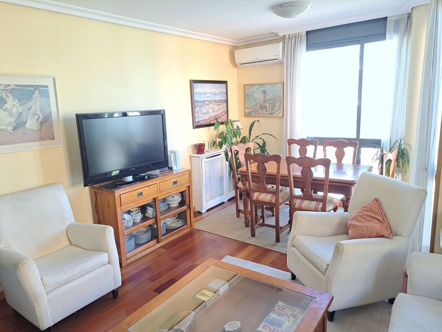 Piso en Barrio Sanchinarro - Foto 2