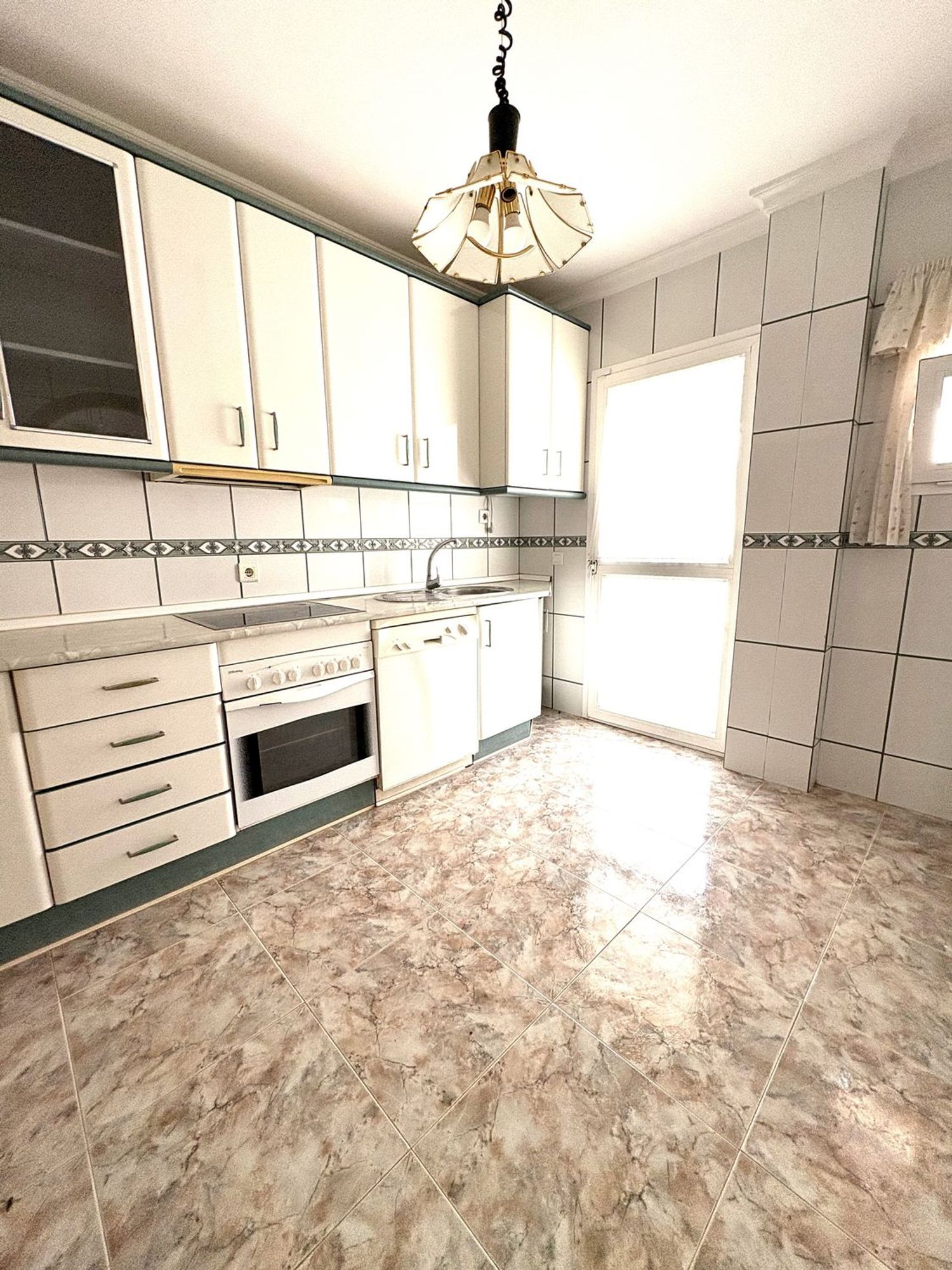Chalet adosado en Avenida Villa de Madrid, 20 b, Camino Viejo de Málaga - Foto 5