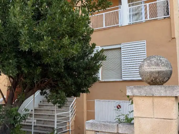 Casa adosada en  Calle Tomás Pulido 20 - Foto 3
