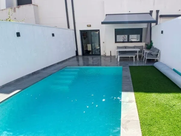 Chalet adosado en Calle Gustavo Adolfo Bécquer, 16 - Foto 1