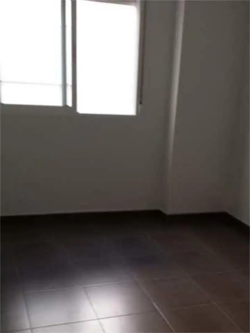 Piso en zona instituto - Foto 7